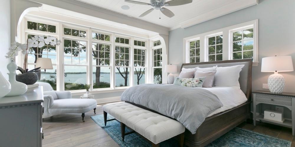 lakeside bedroom
